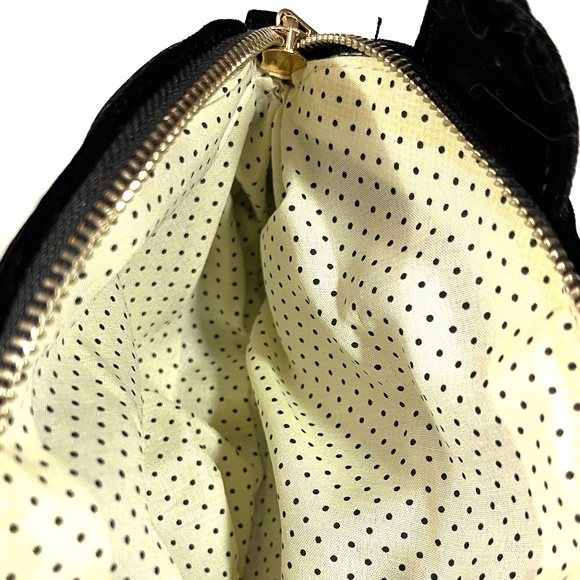 New TodoModa Black Velvet Cat Purse with Removable Chain - Picture 9 of 16